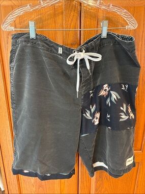 Rhythm Men's Black Floral Patch Swim Trunks- 36